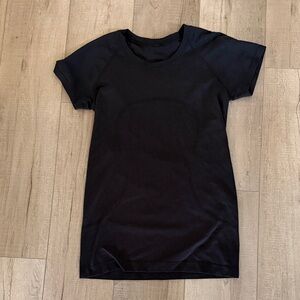 lululemon athletica Kids Black Tee